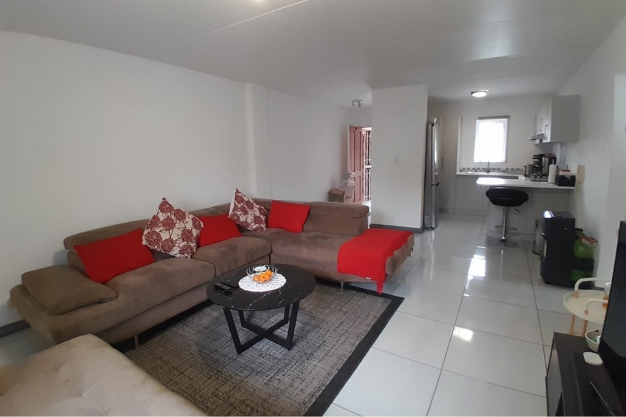 To Let 2 Bedroom Property for Rent in Parklands East Western Cape